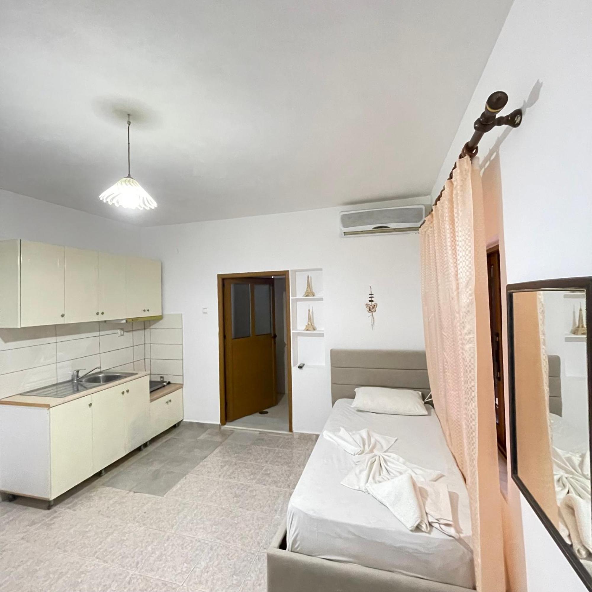 Ksamil Studio&Apartments エクステリア 写真